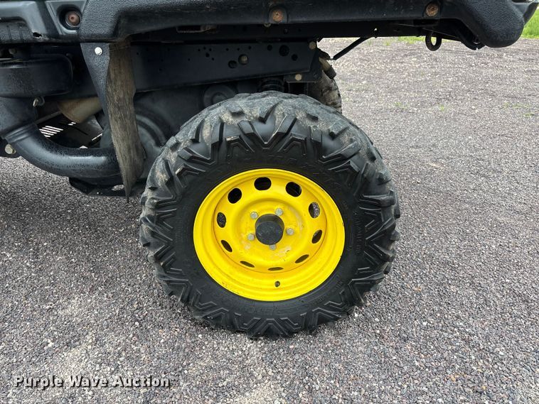 image for item FC5606 2021 John Deere 855M utility vehicle