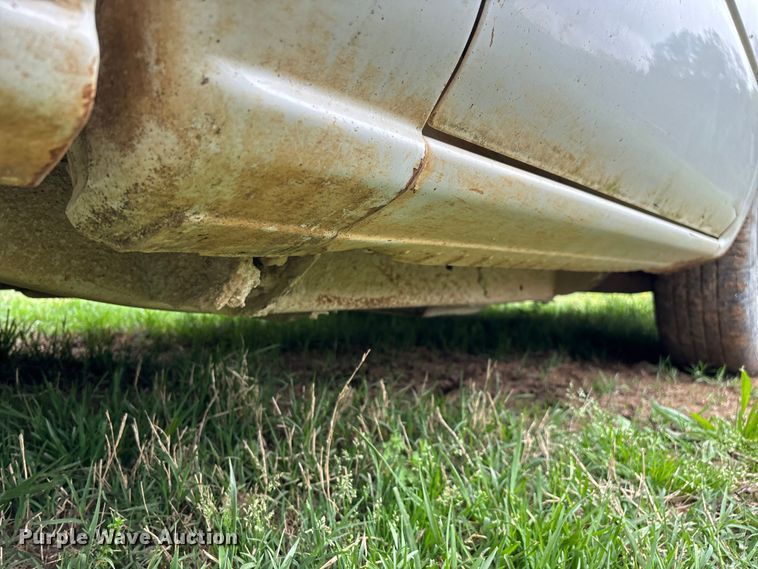 image for item FG0252 2005 Chevrolet Silverado 1500 pickup truck