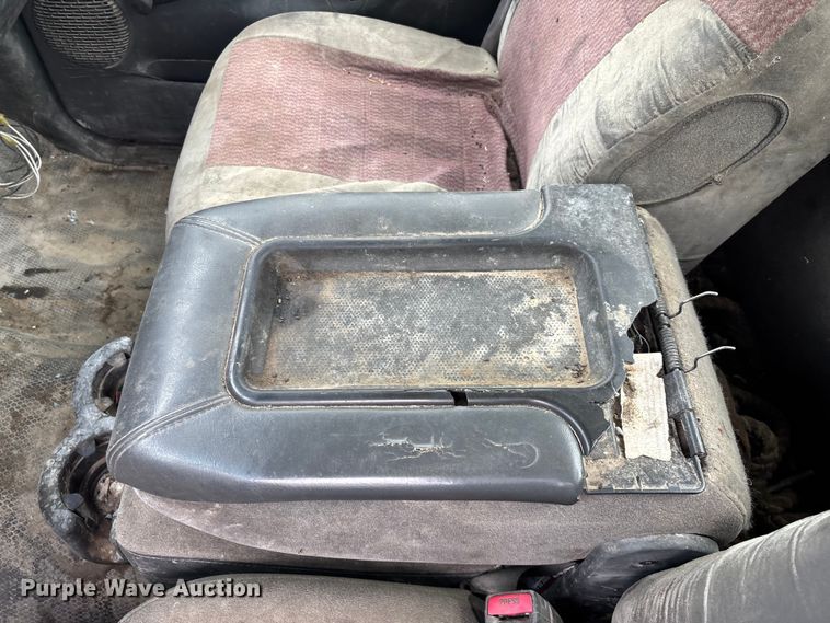 image for item FG0252 2005 Chevrolet Silverado 1500 pickup truck