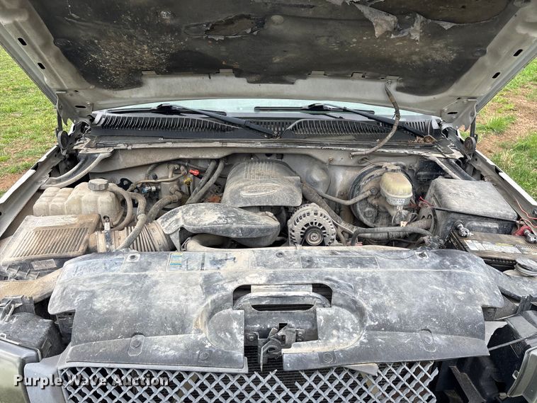 image for item FG0252 2005 Chevrolet Silverado 1500 pickup truck