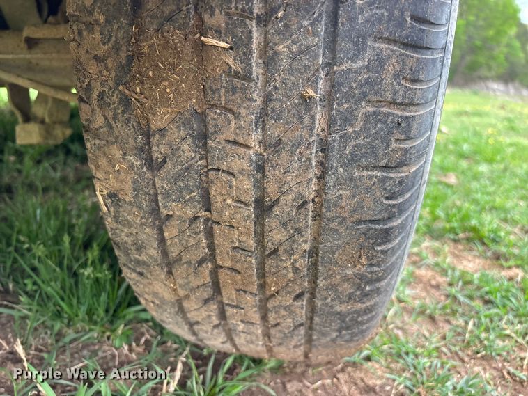 image for item FG0252 2005 Chevrolet Silverado 1500 pickup truck