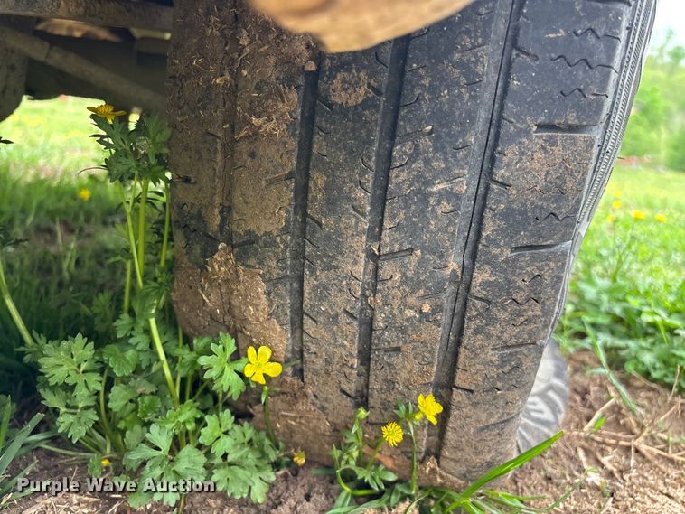 image for item FG0252 2005 Chevrolet Silverado 1500 pickup truck