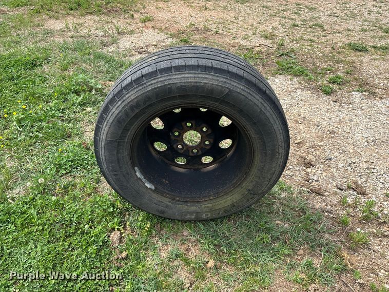 image for item FG0252 2005 Chevrolet Silverado 1500 pickup truck