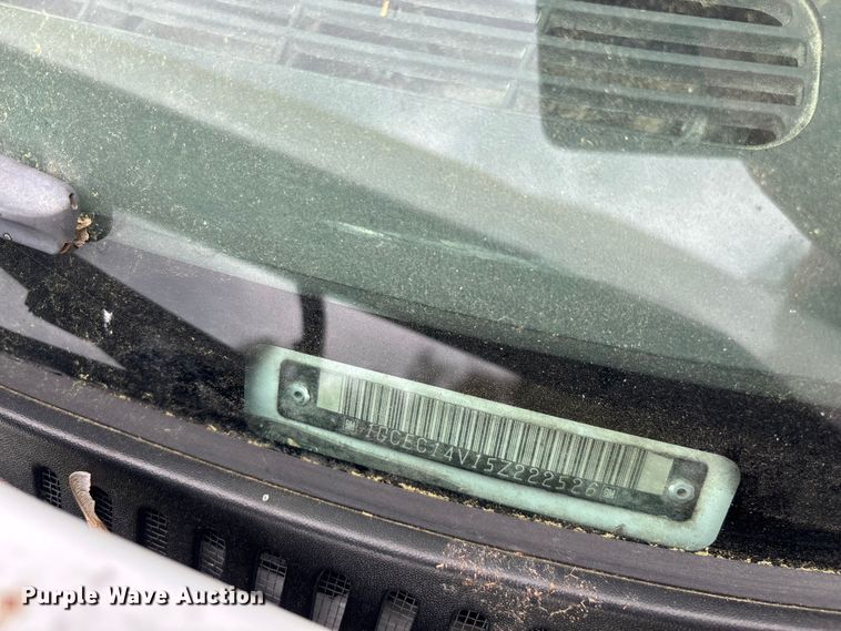 image for item FG0252 2005 Chevrolet Silverado 1500 pickup truck