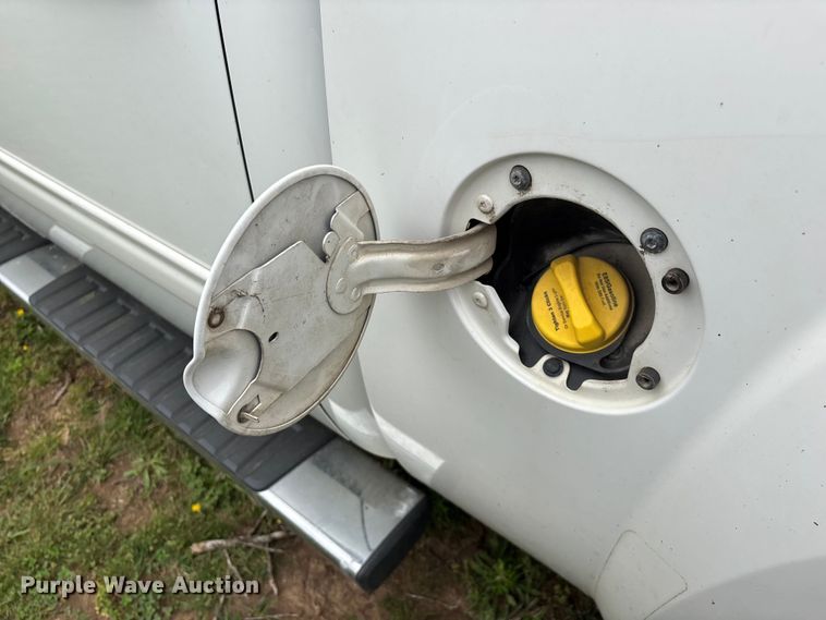 image for item FG0253 2011 GMC Sierra 1500 Crew Cab pickup truck