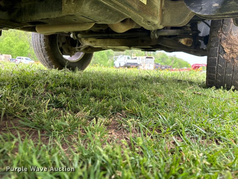 image for item FG0253 2011 GMC Sierra 1500 Crew Cab pickup truck