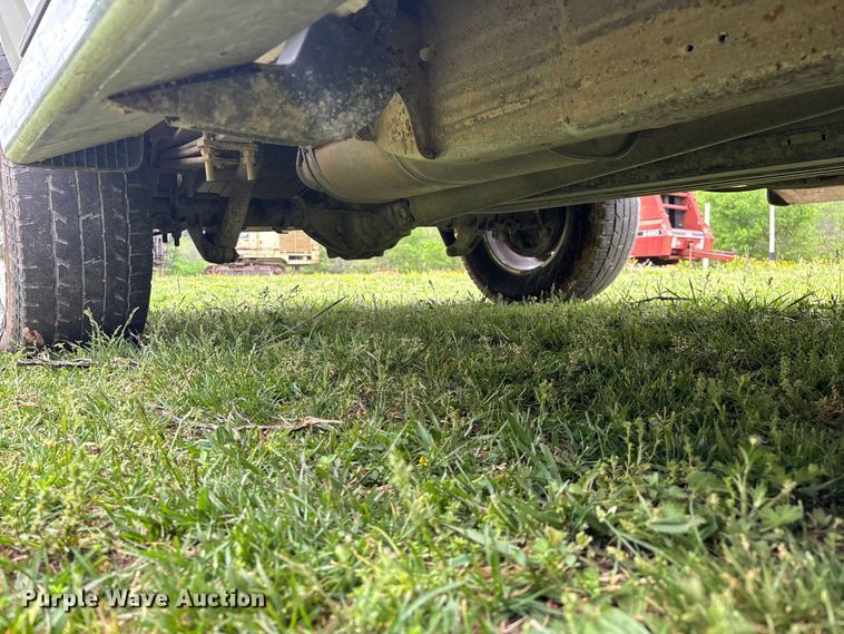 image for item FG0253 2011 GMC Sierra 1500 Crew Cab pickup truck