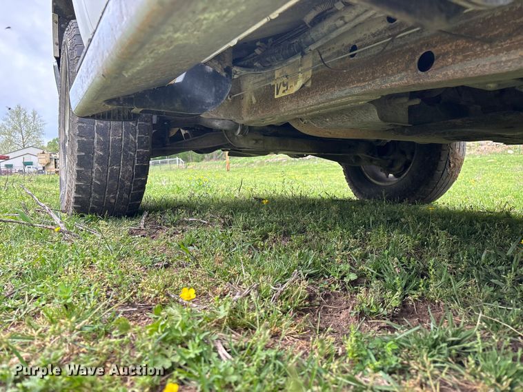 image for item FG0253 2011 GMC Sierra 1500 Crew Cab pickup truck