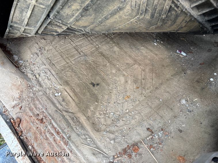 image for item FG0253 2011 GMC Sierra 1500 Crew Cab pickup truck