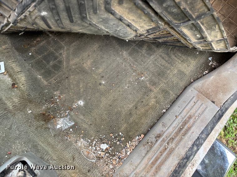 image for item FG0253 2011 GMC Sierra 1500 Crew Cab pickup truck