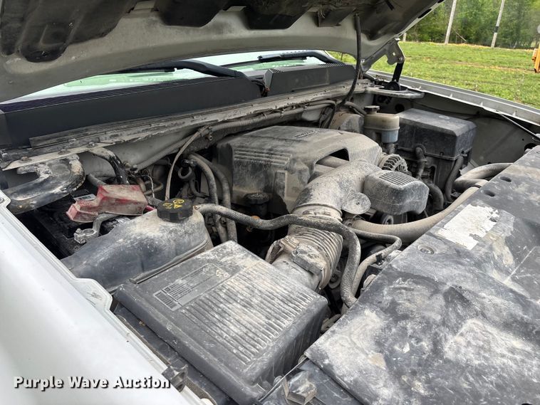 image for item FG0253 2011 GMC Sierra 1500 Crew Cab pickup truck