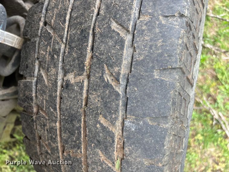 image for item FG0253 2011 GMC Sierra 1500 Crew Cab pickup truck