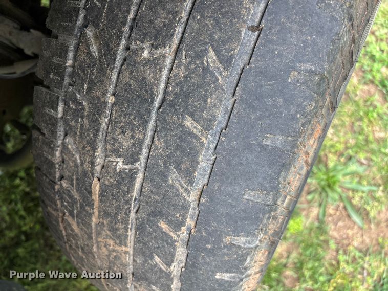 image for item FG0253 2011 GMC Sierra 1500 Crew Cab pickup truck