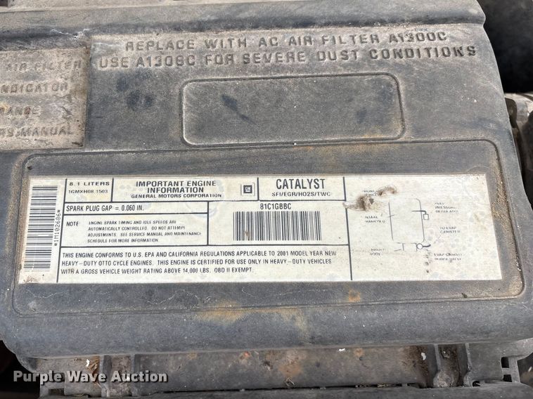 image for item FG0254 2001 Chevrolet Silverado 3500HD utility bed pickup truck
