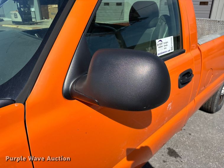 image for item FG0290 2006 Chevrolet Silverado 1500 pickup truck