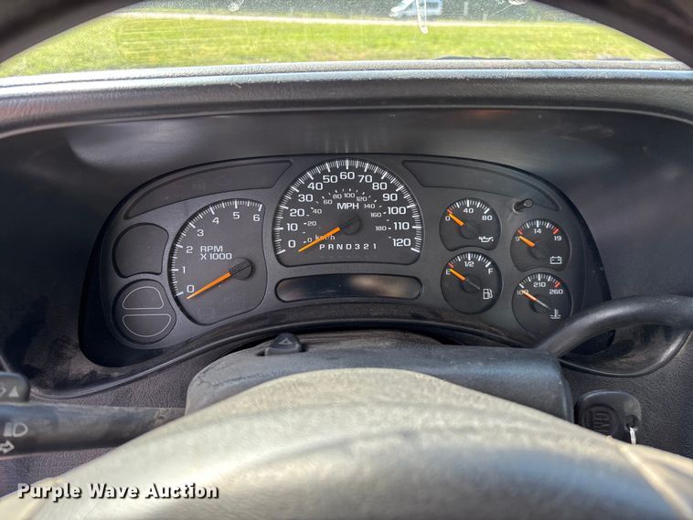 image for item FG0290 2006 Chevrolet Silverado 1500 pickup truck