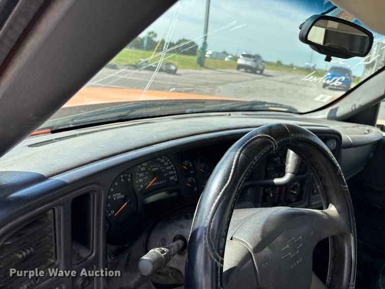 image for item FG0290 2006 Chevrolet Silverado 1500 pickup truck