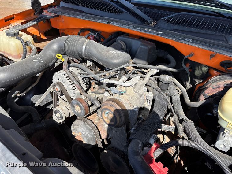 image for item FG0290 2006 Chevrolet Silverado 1500 pickup truck