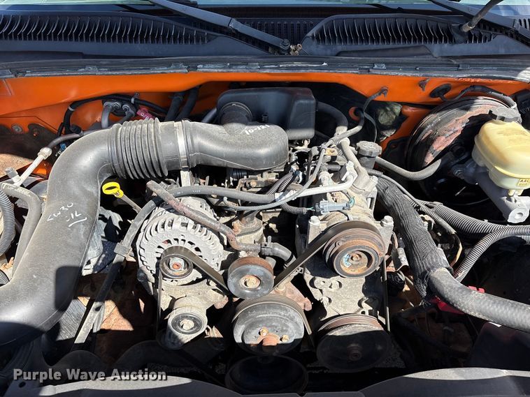 image for item FG0290 2006 Chevrolet Silverado 1500 pickup truck