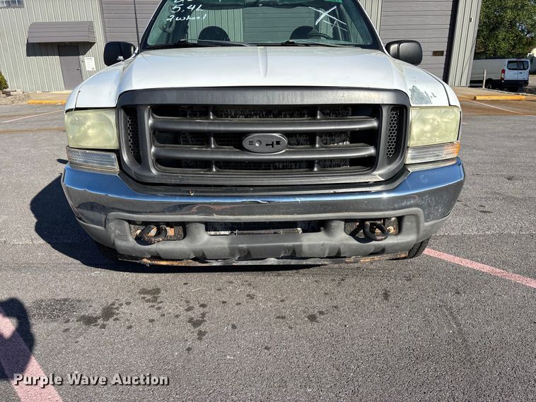 image for item FG0293 2002 Ford F250 Super Duty pickup truck