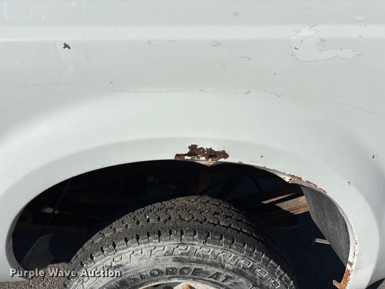 image for item FG0293 2002 Ford F250 Super Duty pickup truck