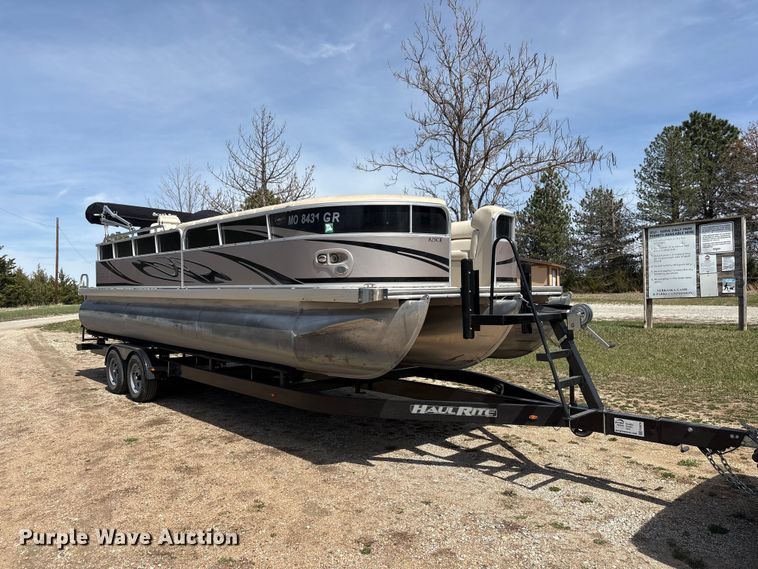 image for item FG2878 2008 Forest River South Bay 825 CR TT pontoon boat