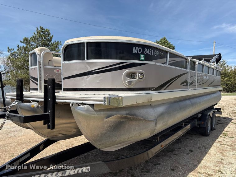 image for item FG2878 2008 Forest River South Bay 825 CR TT pontoon boat