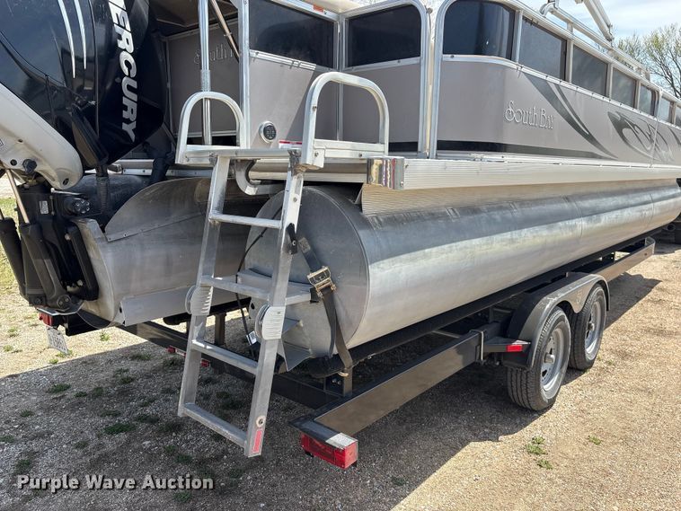 image for item FG2878 2008 Forest River South Bay 825 CR TT pontoon boat