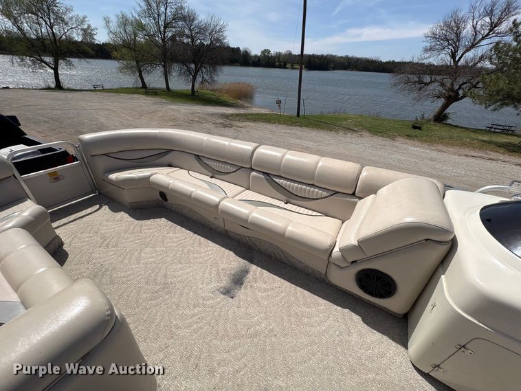 image for item FG2878 2008 Forest River South Bay 825 CR TT pontoon boat