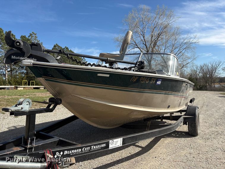 image for item FG2879 1999 Alumacraft Trophy Sport 175 boat