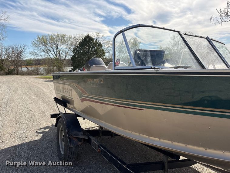 image for item FG2879 1999 Alumacraft Trophy Sport 175 boat