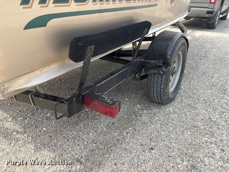 image for item FG2879 1999 Alumacraft Trophy Sport 175 boat