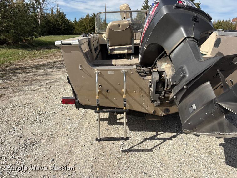 image for item FG2879 1999 Alumacraft Trophy Sport 175 boat