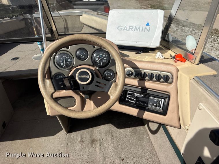 image for item FG2879 1999 Alumacraft Trophy Sport 175 boat