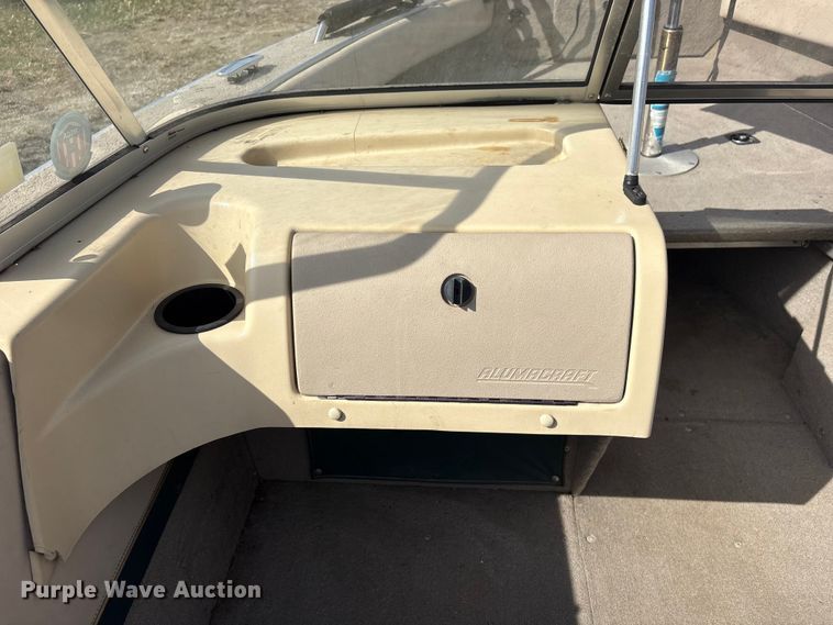 image for item FG2879 1999 Alumacraft Trophy Sport 175 boat