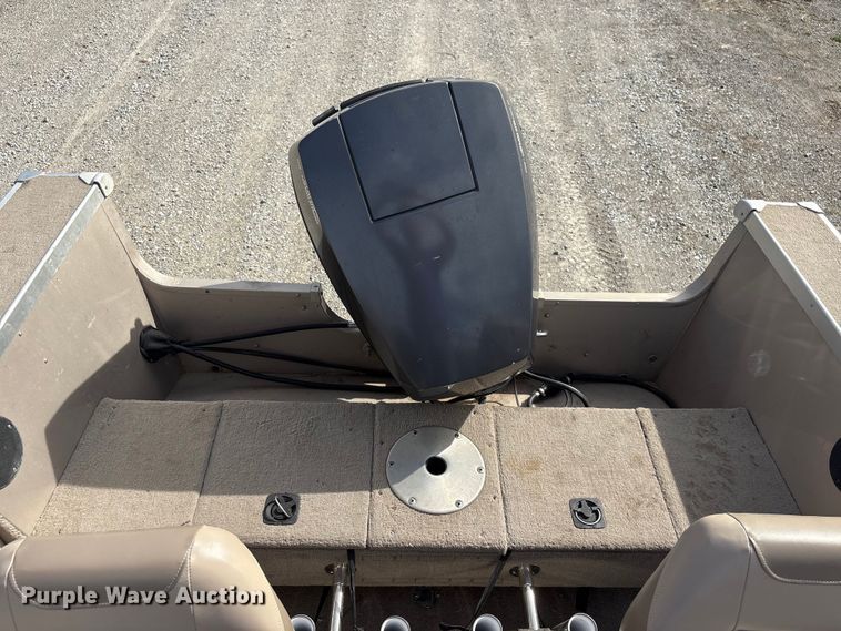 image for item FG2879 1999 Alumacraft Trophy Sport 175 boat
