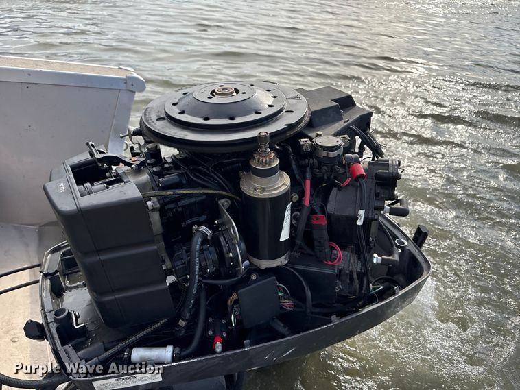 image for item FG2879 1999 Alumacraft Trophy Sport 175 boat
