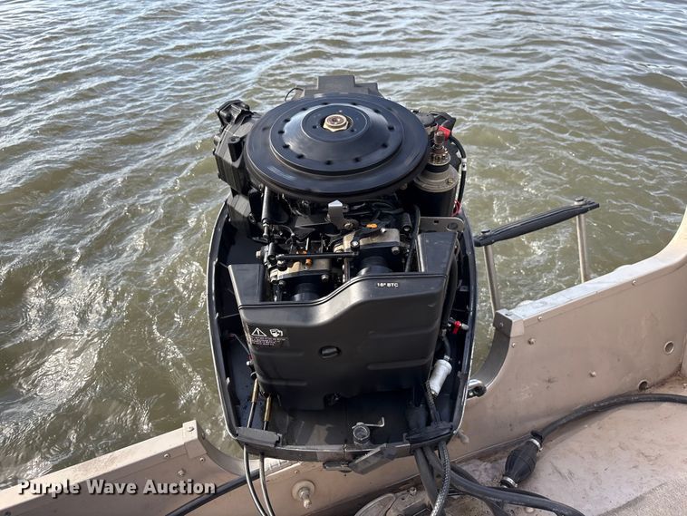 image for item FG2879 1999 Alumacraft Trophy Sport 175 boat