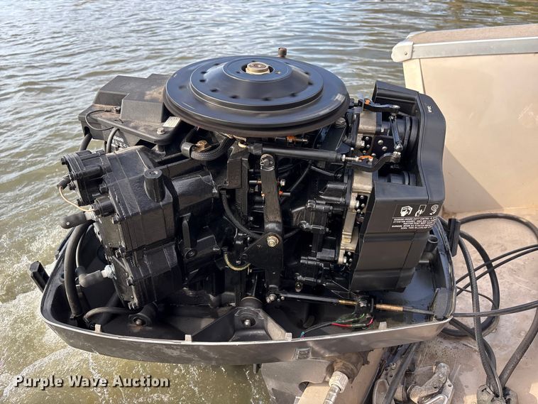 image for item FG2879 1999 Alumacraft Trophy Sport 175 boat