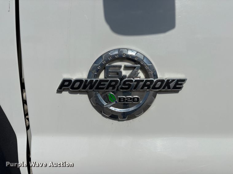 image for item FG2912 2012 Ford F550 Super Duty Ext. Cab flatbed truck