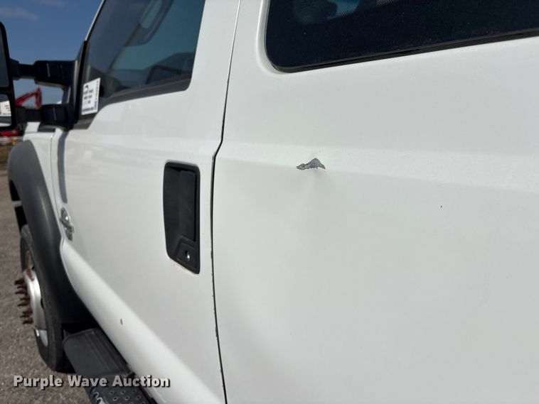 image for item FG2912 2012 Ford F550 Super Duty Ext. Cab flatbed truck