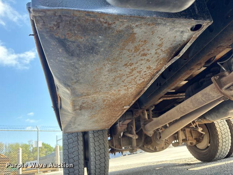 image for item FG2912 2012 Ford F550 Super Duty Ext. Cab flatbed truck