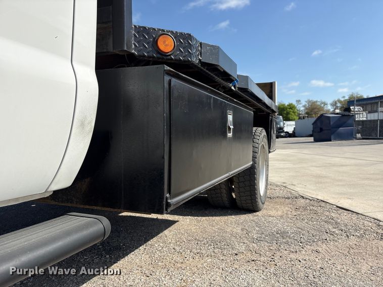 image for item FG2912 2012 Ford F550 Super Duty Ext. Cab flatbed truck