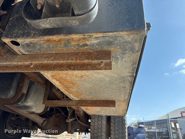 image for item FG2912 2012 Ford F550 Super Duty Ext. Cab flatbed truck