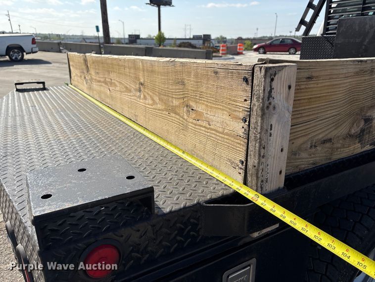 image for item FG2912 2012 Ford F550 Super Duty Ext. Cab flatbed truck