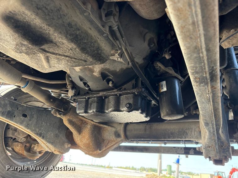 image for item FG2912 2012 Ford F550 Super Duty Ext. Cab flatbed truck