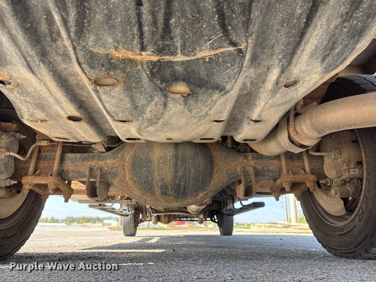 image for item FG2912 2012 Ford F550 Super Duty Ext. Cab flatbed truck