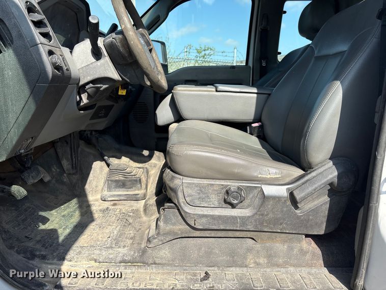 image for item FG2912 2012 Ford F550 Super Duty Ext. Cab flatbed truck