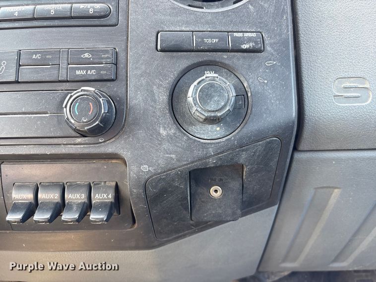 image for item FG2912 2012 Ford F550 Super Duty Ext. Cab flatbed truck