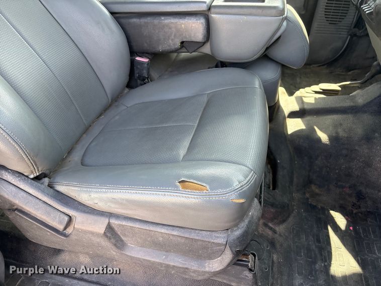 image for item FG2912 2012 Ford F550 Super Duty Ext. Cab flatbed truck